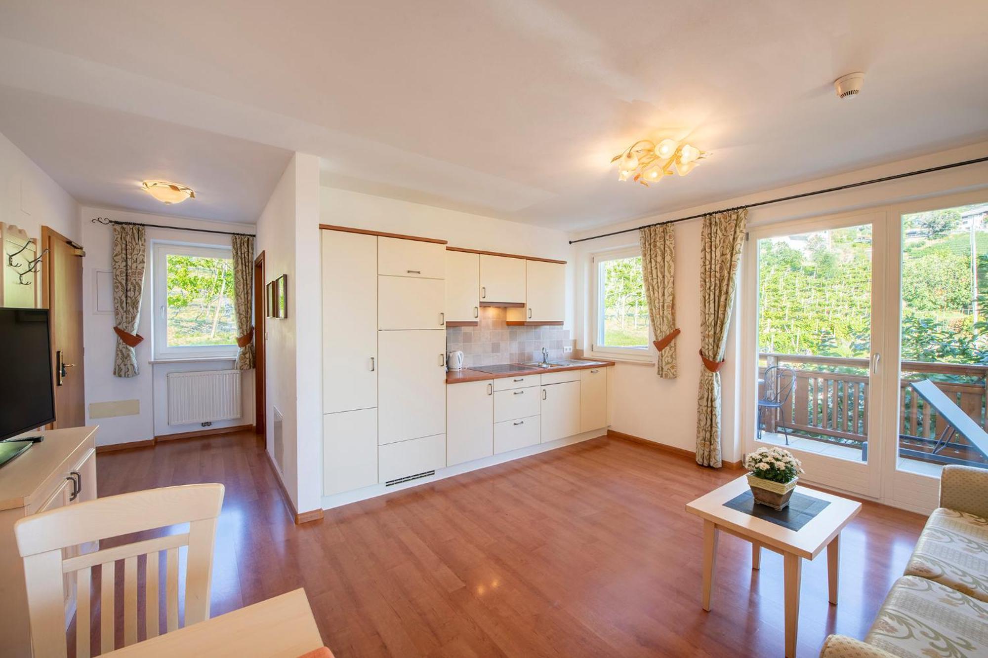 Appartement Tschivon เชนนา ภายนอก รูปภาพ